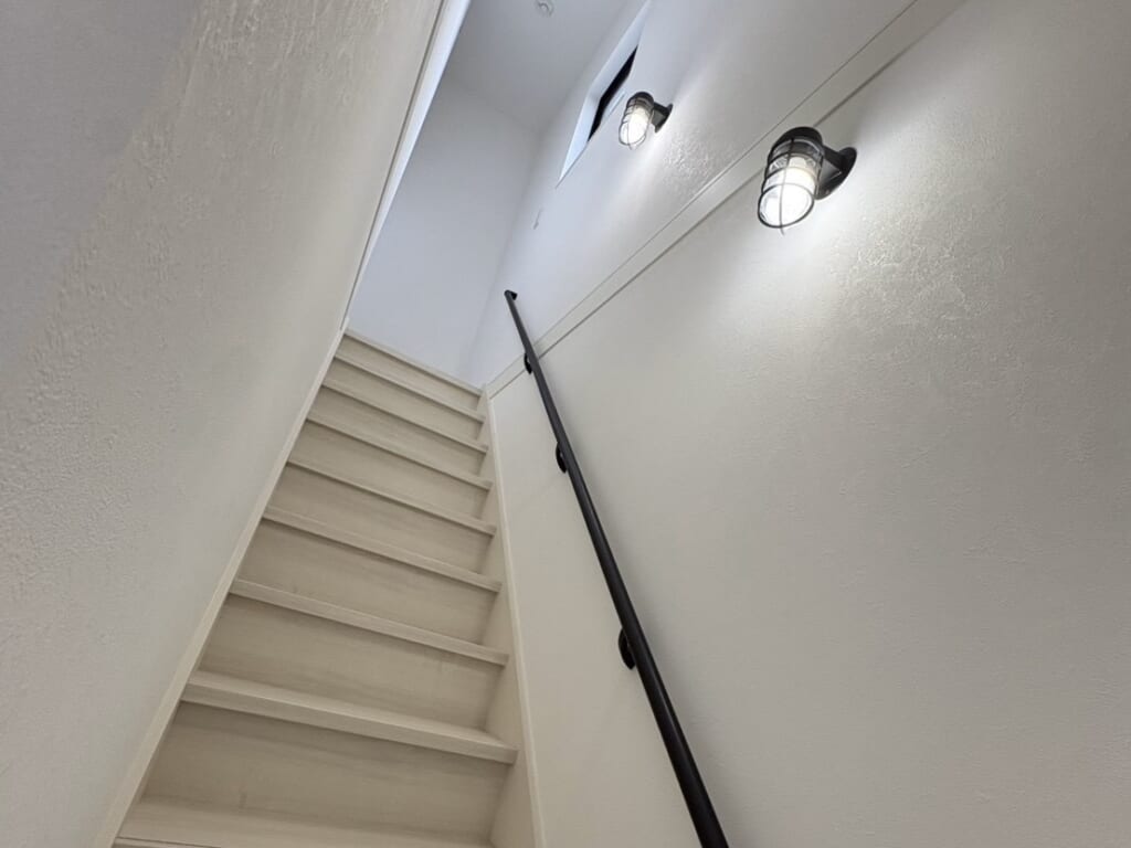事務所内階段